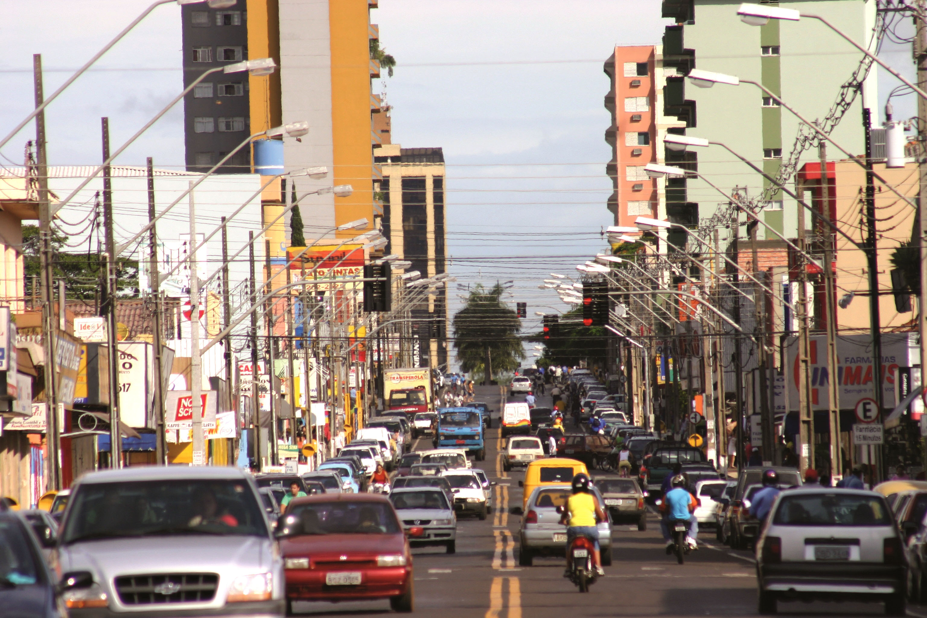 Moradores de Arapongas poderão ter 40% de desconto nas multas de trânsito
